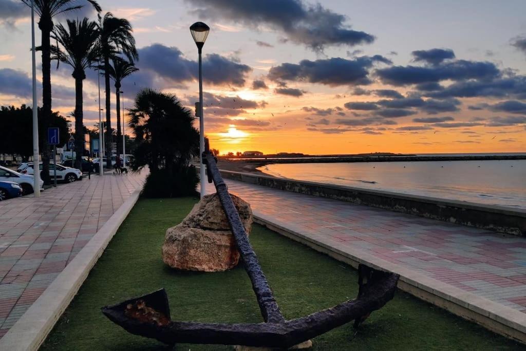 Santa Pola Con Tres Dormitorios Playa Levante Exterior foto